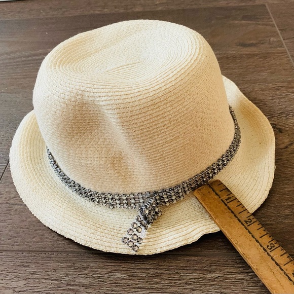 Eugenia Kim hat main image 6